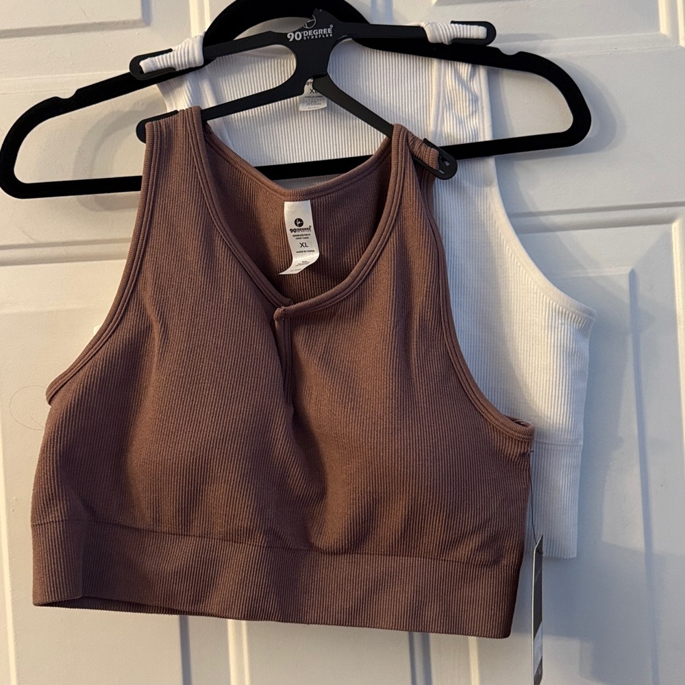 NWT 90 Degrees by Flexford V Neck Seamless Rays Crop Tank set of two included - Picture 3 of 4